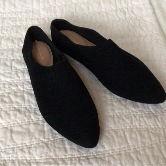 Taryn Rose Black Mules - Picture 5 of 12